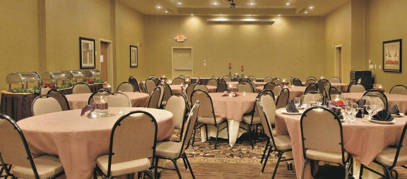 Holiday Inn & Suites Memphis Southeast-Germantown By Ihg Eksteriør bilde